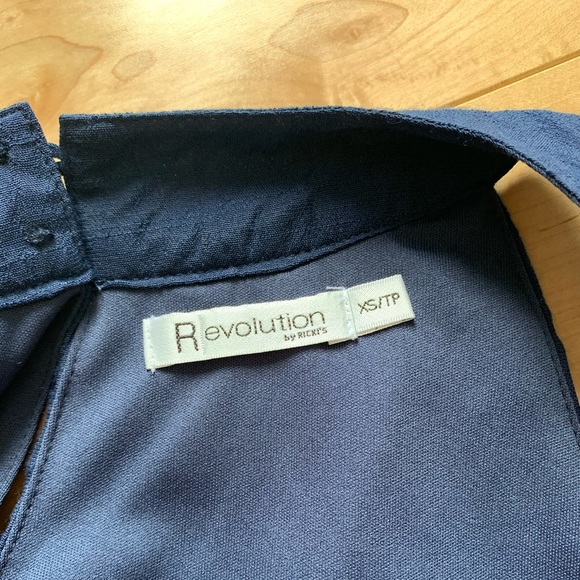 Halter Maxi Dress XS (US4) - Picture 10 of 10